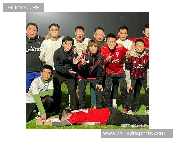 鹿晗在绿茵场上展现足球才华引发粉丝热议与期待